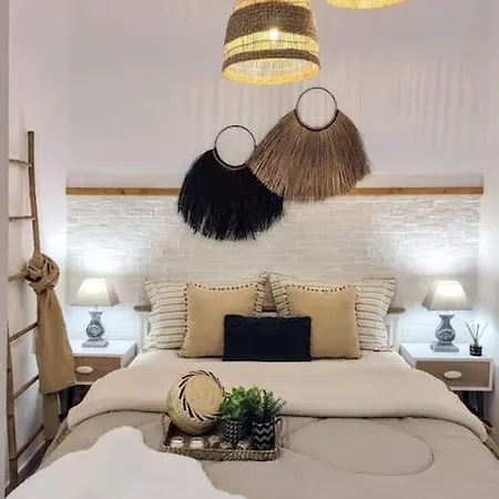 Old Town Luxe W 100mbps Thessaloníki